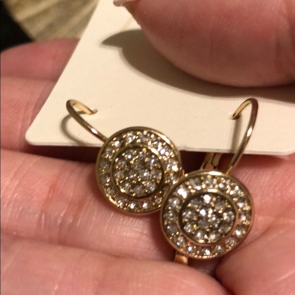 Earings - Picture 2 of 2